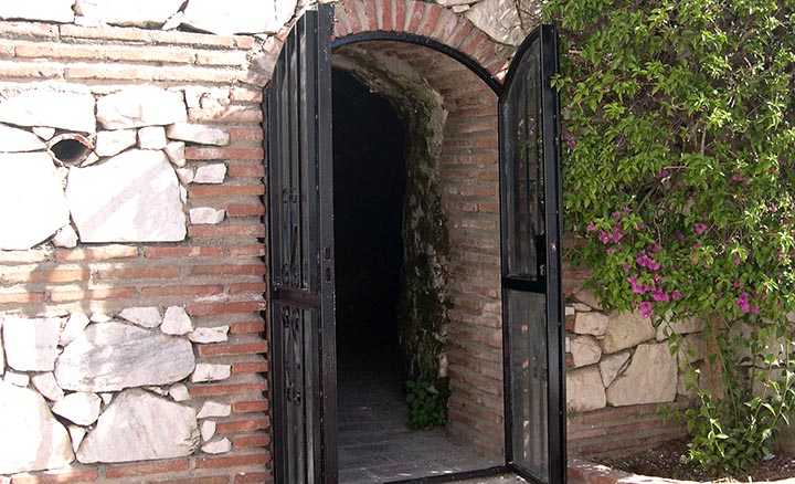 cuevas-de-la-antigua-fragua-mijas